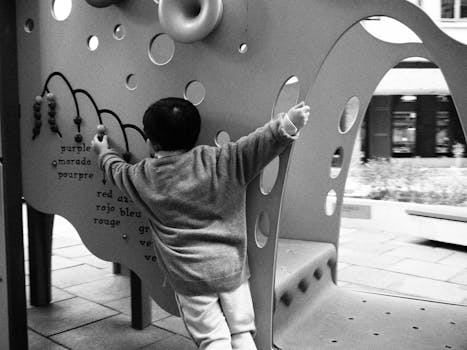 博雅互动业绩过山车，比特币占比超八成；数字资产财库模式，面临严峻考验。