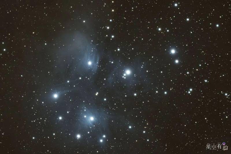  星空挑战来临，110个梅西耶天体等待观测；夜晚马拉松即将开启。 文化旅游