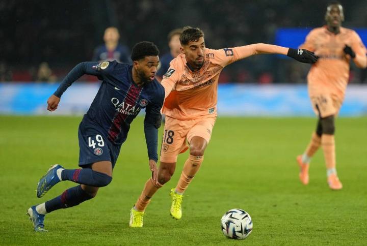  年轻新星姆巴耶引关注；维拉有意夏季引进；竞争与欧冠前景交织其中。 体育新闻 年轻新星姆巴耶引关注；维拉有意夏季引进；竞争与欧冠前景交织其中。 体育新闻