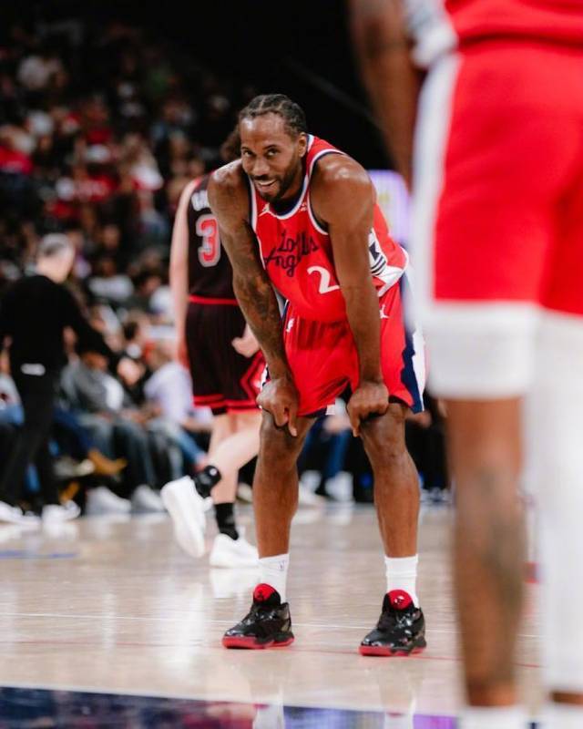  竞技赛场的隐秘法则：揭开顶级得分手持续爆发的底层代码 体育新闻