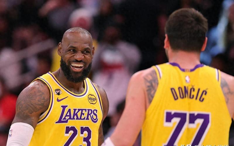  季后赛战略规划师：西部卡位战中的博弈最优解 体育新闻 季后赛战略规划师：西部卡位战中的博弈最优解 体育新闻