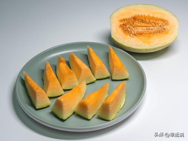  从激素波动到边界重建：一位新手妈妈的情绪突围全记录 情感心理