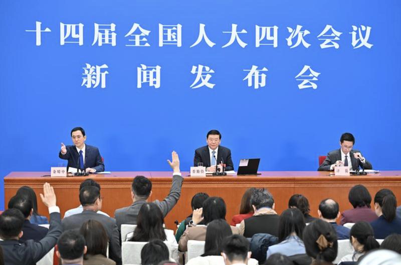  《注册会计师法》迎来十年最大修订：从5倍到10倍罚款，看审计监管的范式跃迁 股票财经 《注册会计师法》迎来十年最大修订：从5倍到10倍罚款，看审计监管的范式跃迁 股票财经 《注册会计师法》迎来十年最大修订：从5倍到10倍罚款，看审计监管的范式跃迁 股票财经