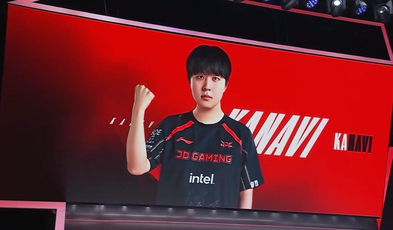  《从巅峰到争议：那个被俱乐部宠坏的年轻人，后来怎么样了？》 体育新闻