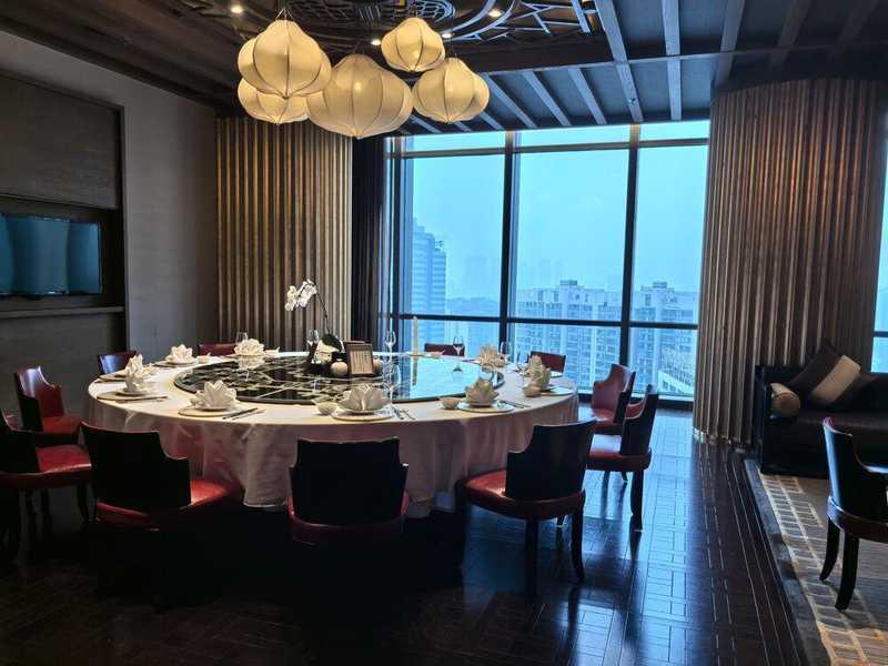  「当奢华酒店摆上拍卖桌」：一位地产老炮儿的观察，关于流拍、债务与那些不得不放手的城市名片 房产家居