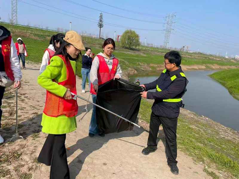  从脏乱差到水清岸绿：东西湖市民亲历水岸整治全记录 新闻